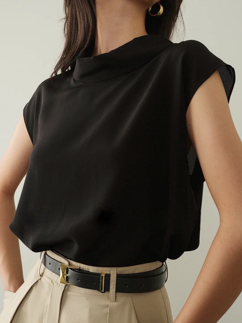 Commense Black Mock Neck Cap Sleeve Blouse Top Women’s S